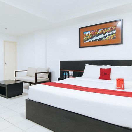 Reddoorz Plus At Evangelista Street Makati Μακάτι Εξωτερικό φωτογραφία
