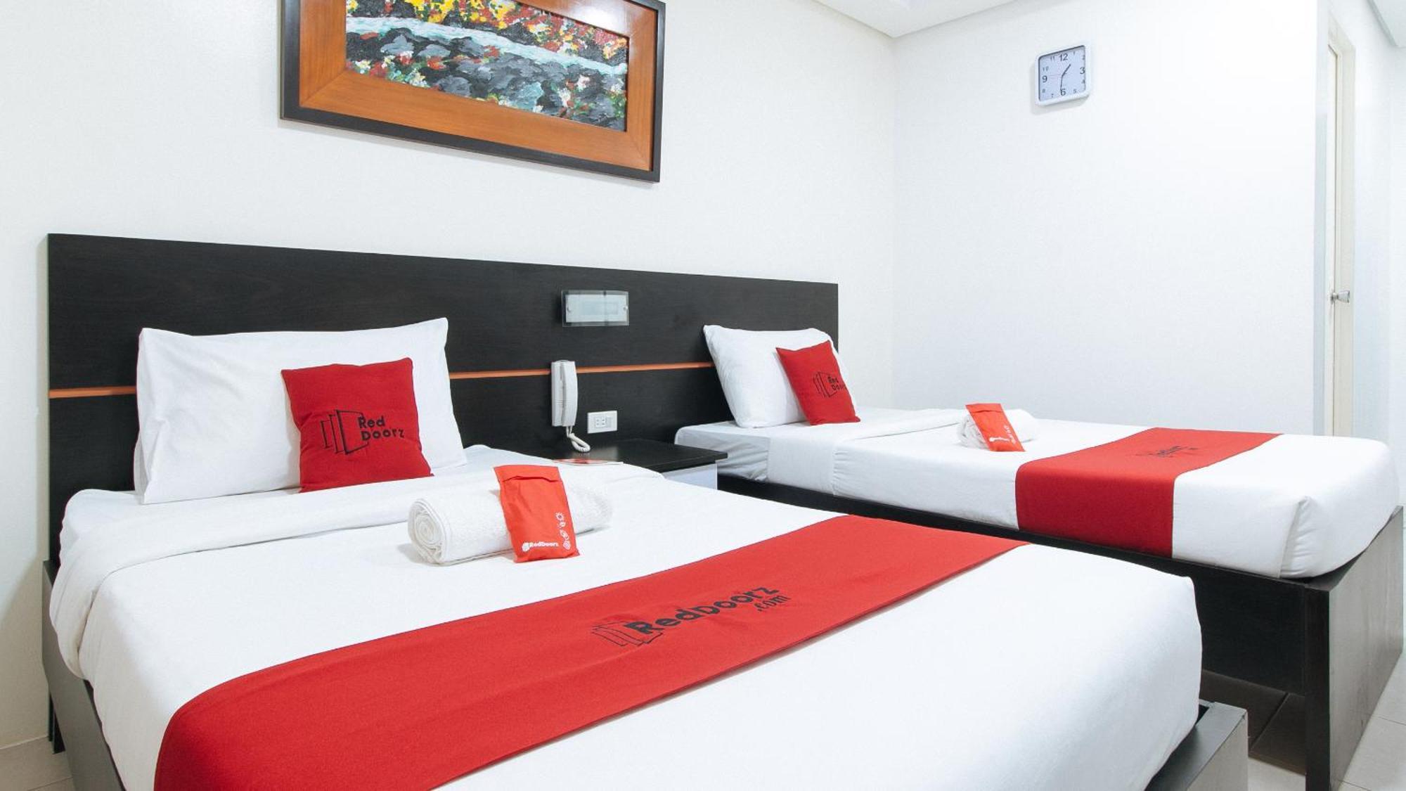 Reddoorz Plus At Evangelista Street Makati Μακάτι Εξωτερικό φωτογραφία