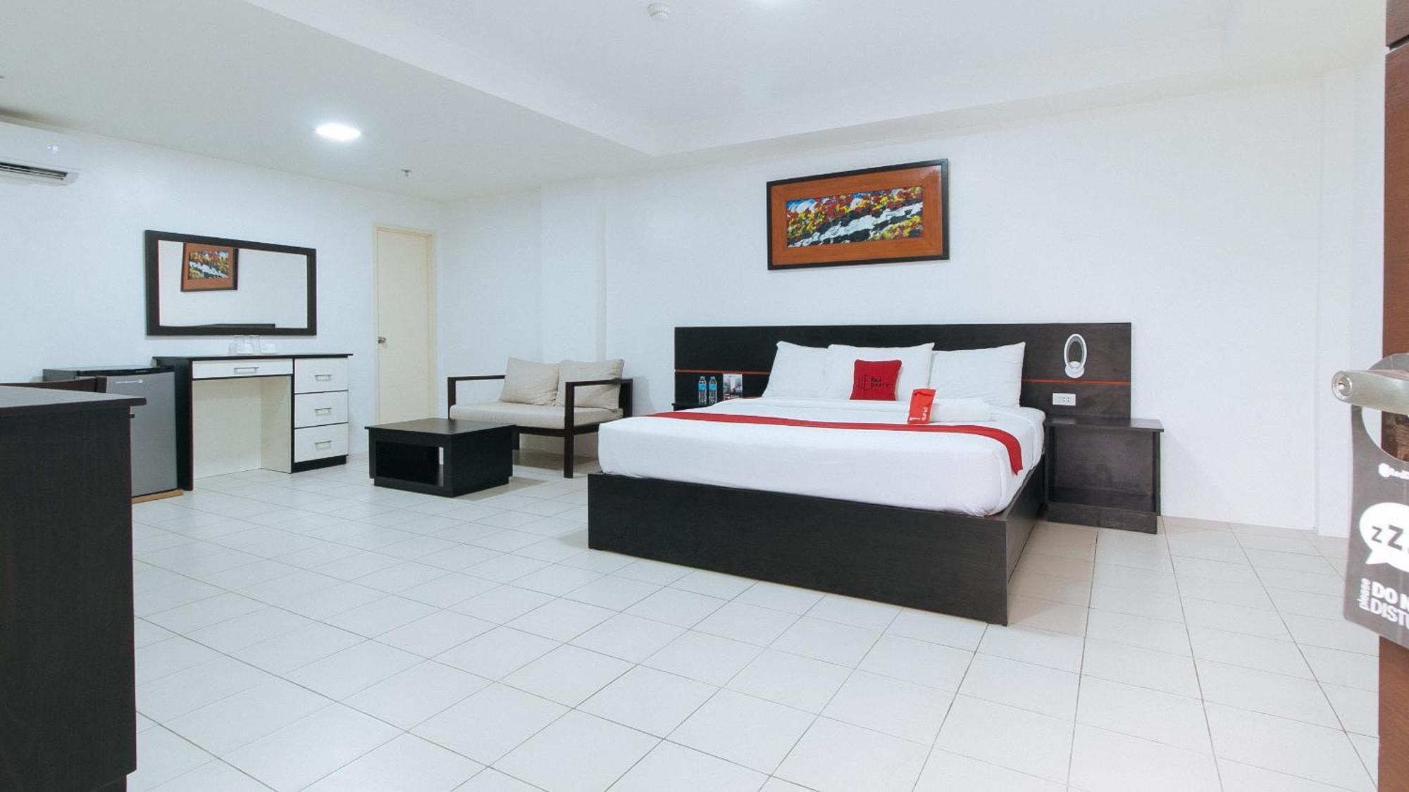 Reddoorz Plus At Evangelista Street Makati Μακάτι Εξωτερικό φωτογραφία