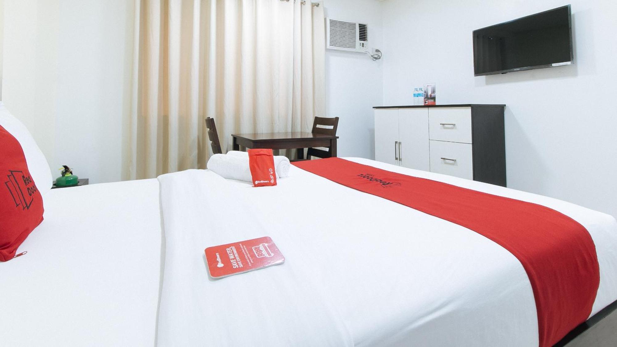 Reddoorz Plus At Evangelista Street Makati Μακάτι Εξωτερικό φωτογραφία