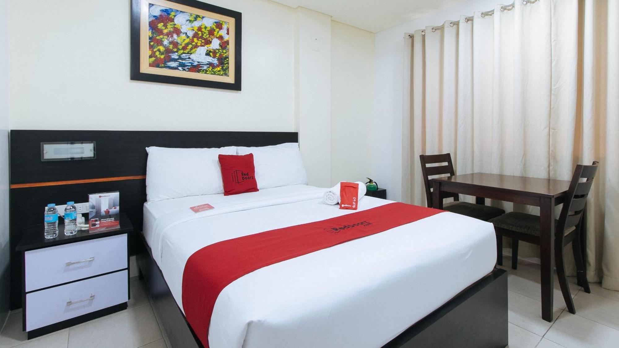 Reddoorz Plus At Evangelista Street Makati Μακάτι Εξωτερικό φωτογραφία