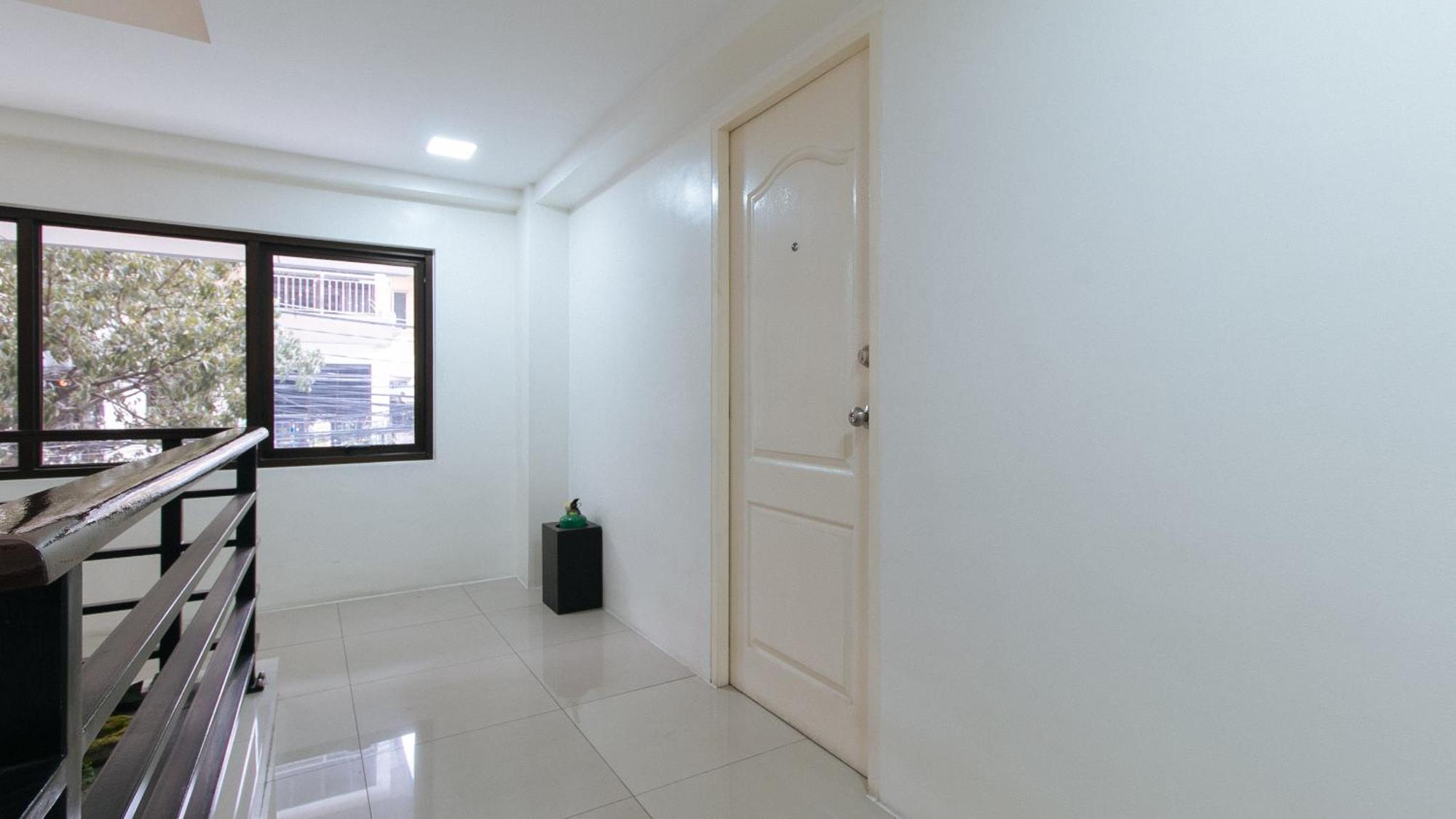Reddoorz Plus At Evangelista Street Makati Μακάτι Εξωτερικό φωτογραφία